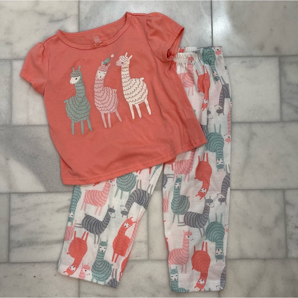 Just One You by Carter’s. Girls Pajamas. 4T.